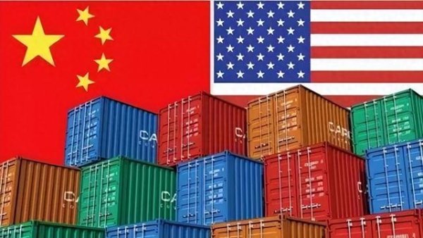 富旺配资 贸易战现戏剧性转折! 美国人自掏腰包付关税, 中国工厂笑到最后?